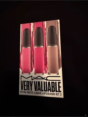 MAC Retro Matte Liquid Lipcolour Kit 2 – Pink & Nude Shades
